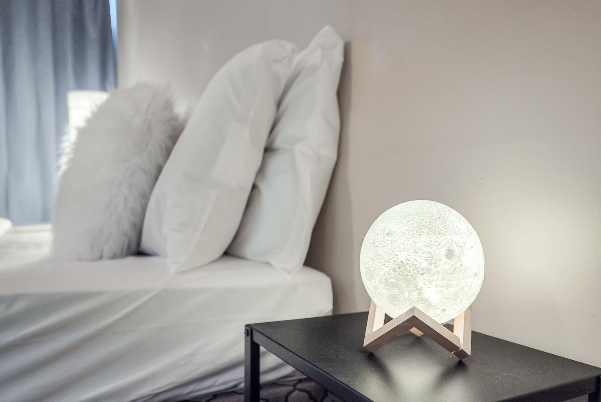 Rivetstays - The Yonge Toronto Ngoại thất bức ảnh