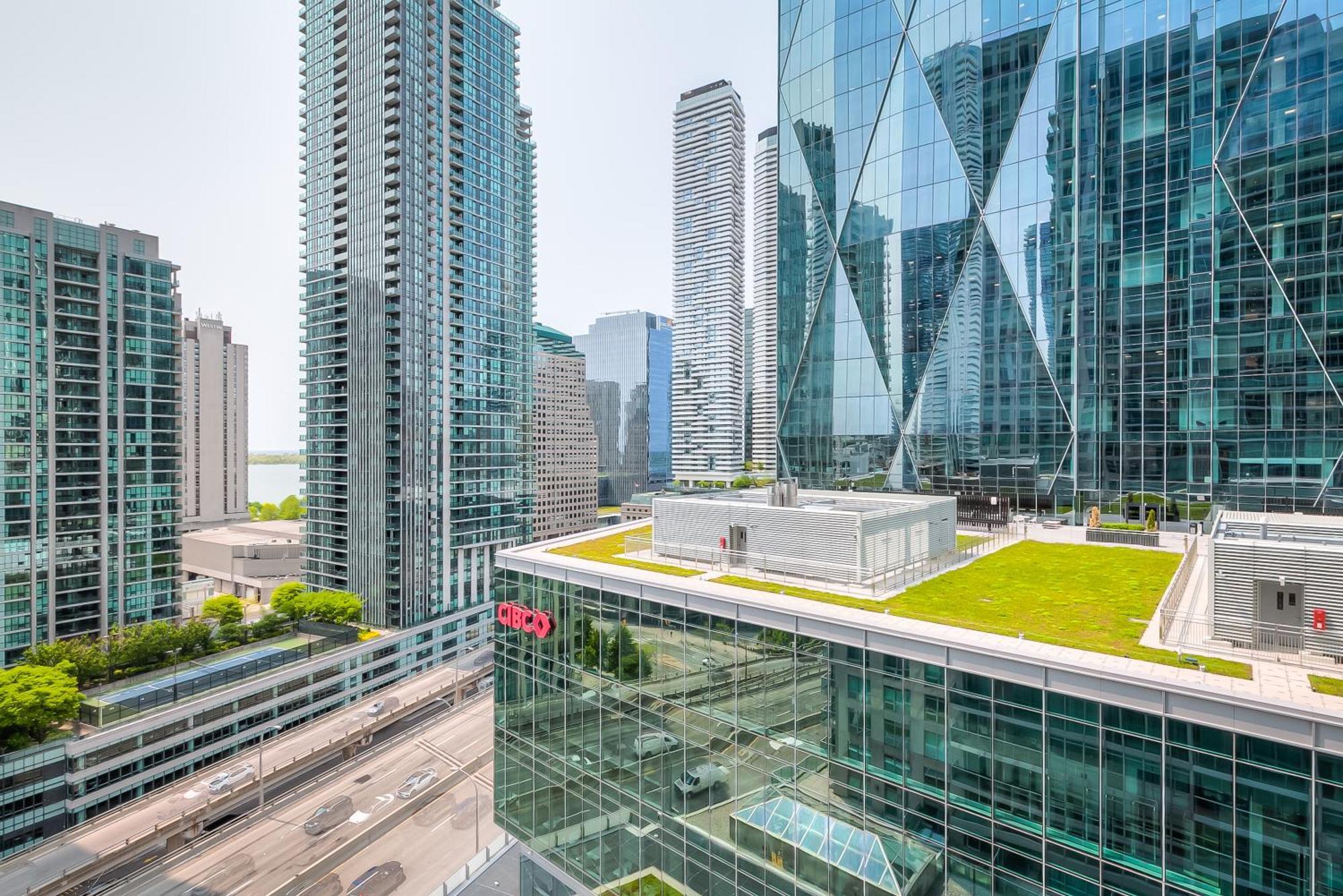 Rivetstays - The Yonge Toronto Ngoại thất bức ảnh