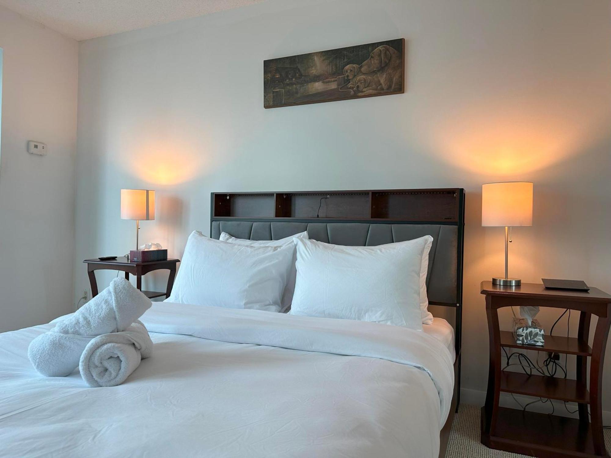 Rivetstays - The Yonge Toronto Ngoại thất bức ảnh