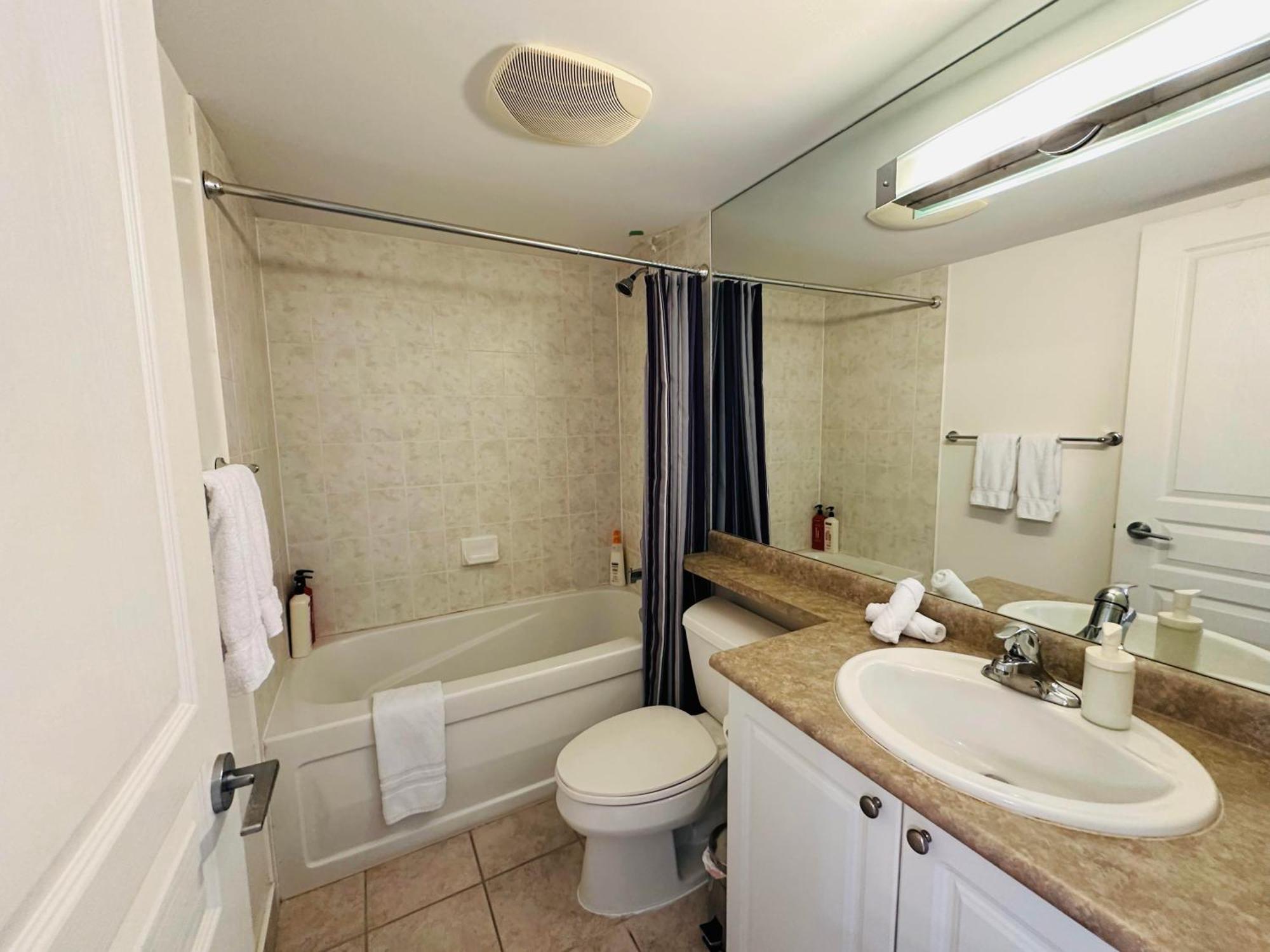 Rivetstays - The Yonge Toronto Ngoại thất bức ảnh