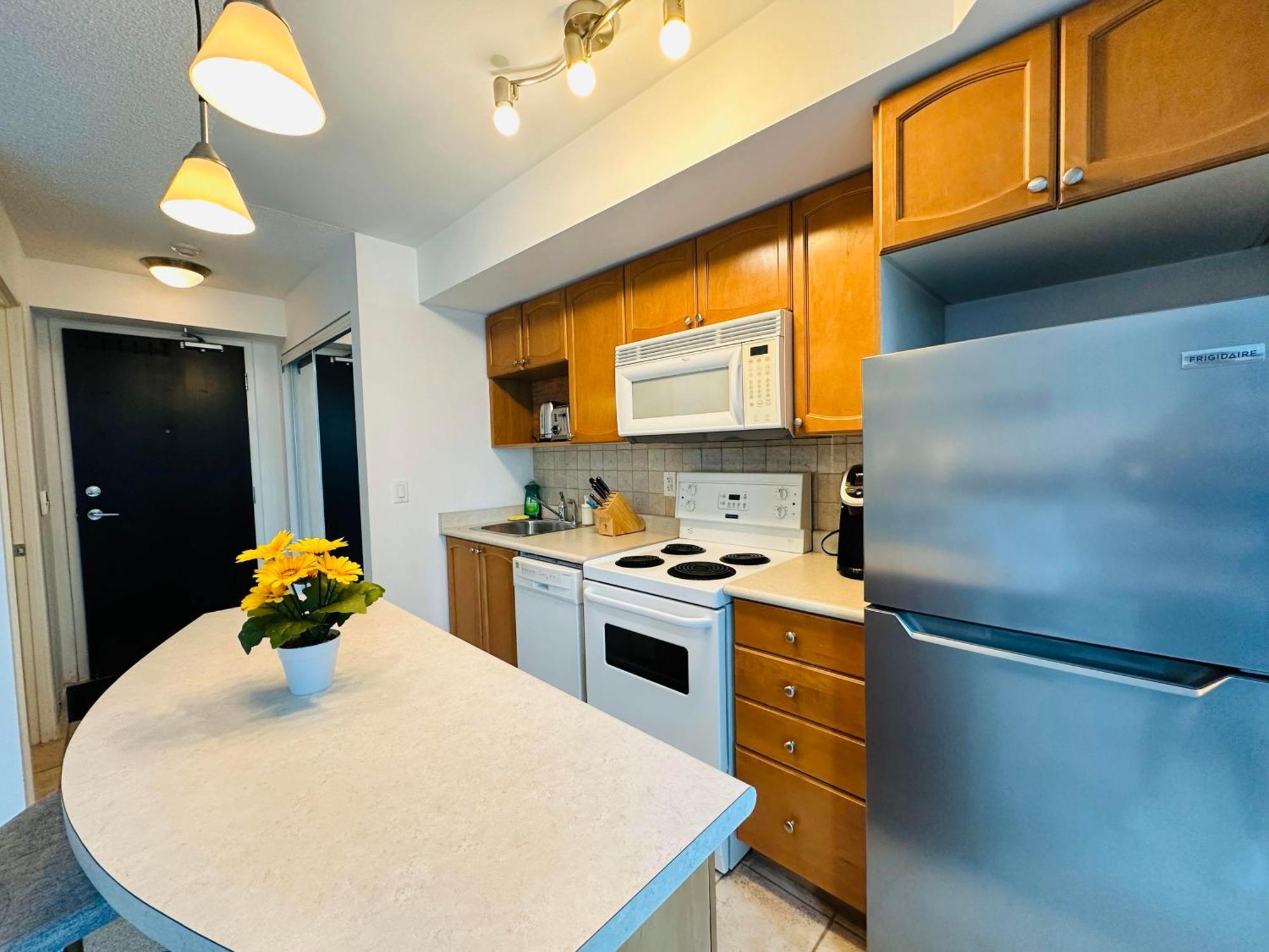 Rivetstays - The Yonge Toronto Ngoại thất bức ảnh